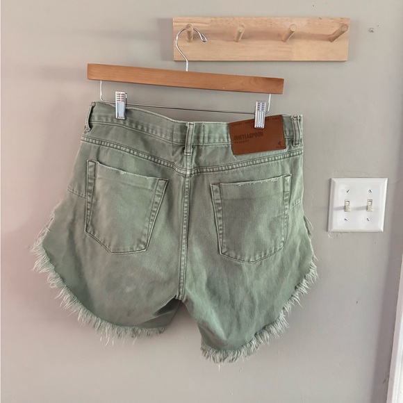 Oneteaspoon Distressed Denim Shorts - Picture 5 of 6